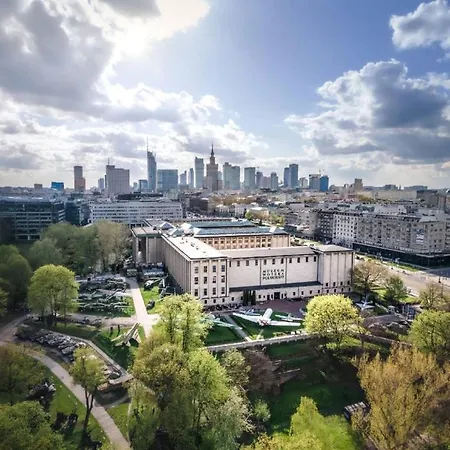 Beauty 2 Wifi 1 Gbs Tv'80 Netflix Hbo Disney+ * Varšava