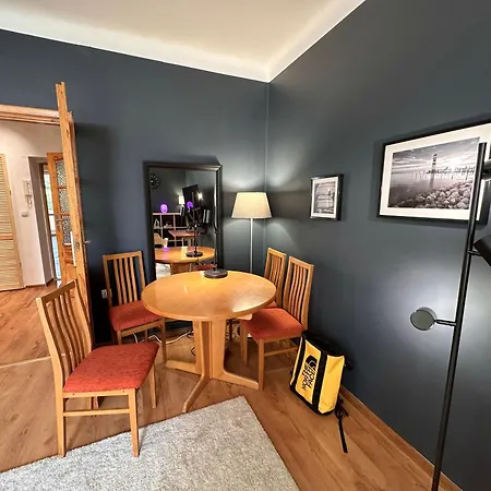 Beauty 2 Wifi 1 Gbs Tv'80 Netflix Hbo Disney+ Apartment *